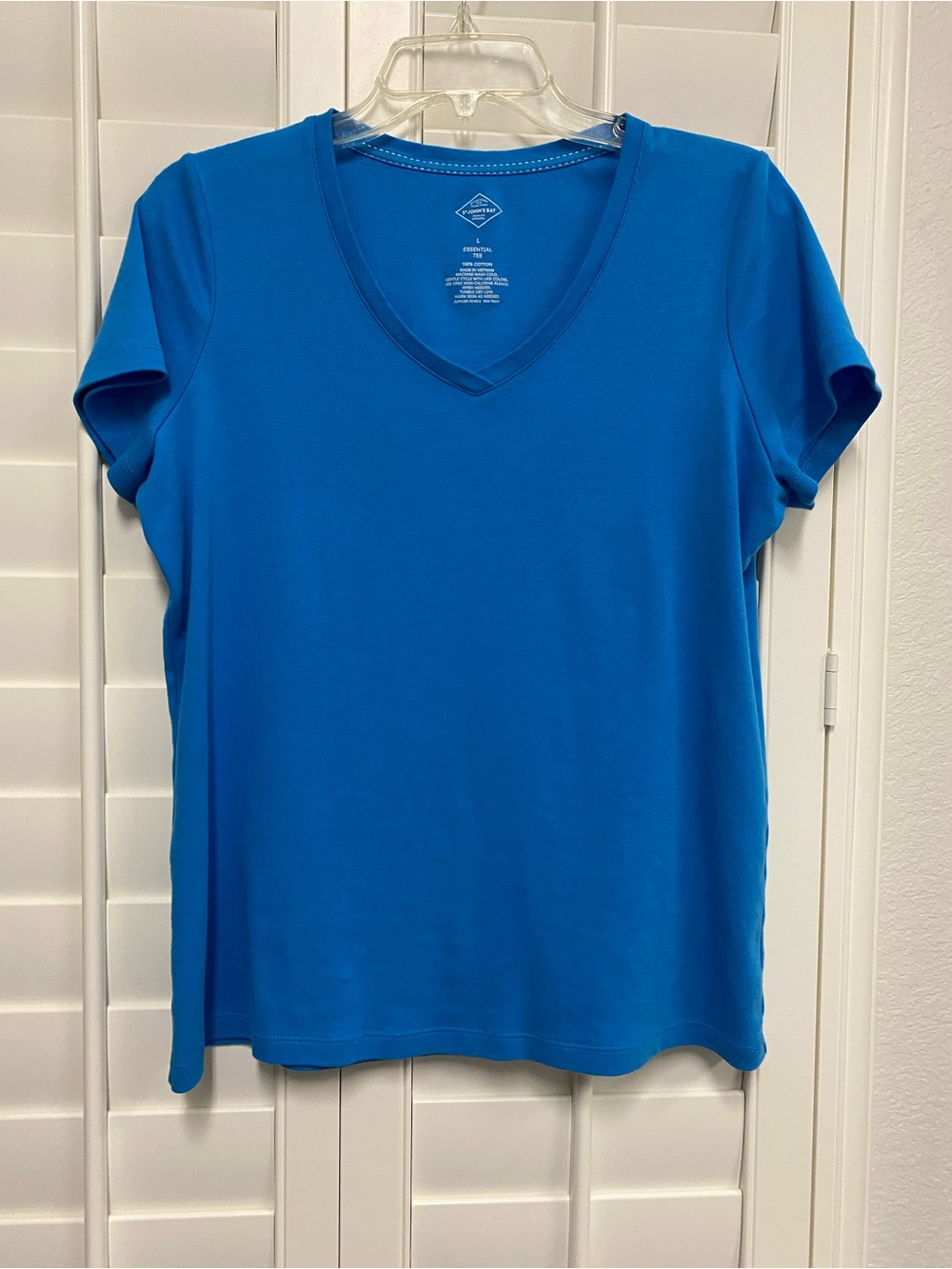 St. John's Bay Bright Blue V-Neck Short Sleeve Tee
